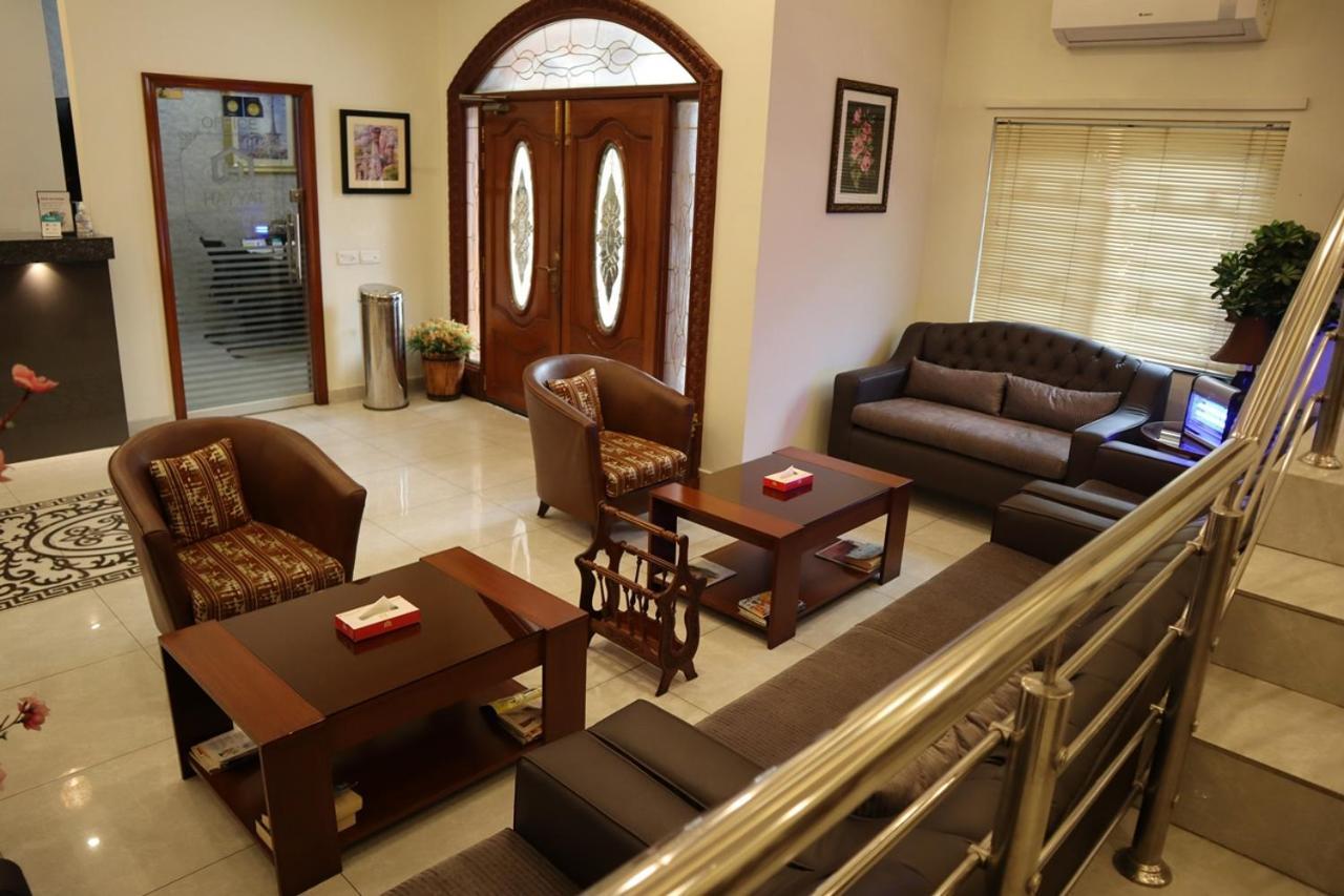 Hayyat Luxury Hotel Suites Lahore Extérieur photo