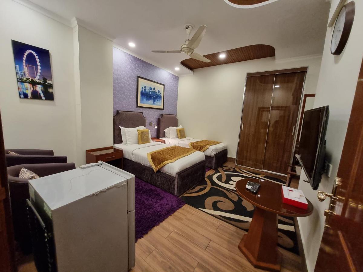 Hayyat Luxury Hotel Suites Lahore Extérieur photo