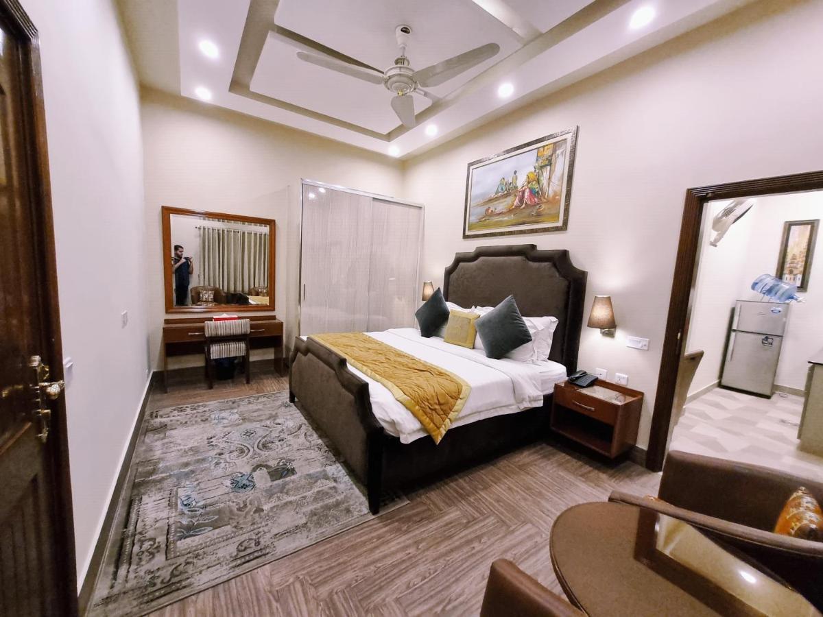 Hayyat Luxury Hotel Suites Lahore Extérieur photo